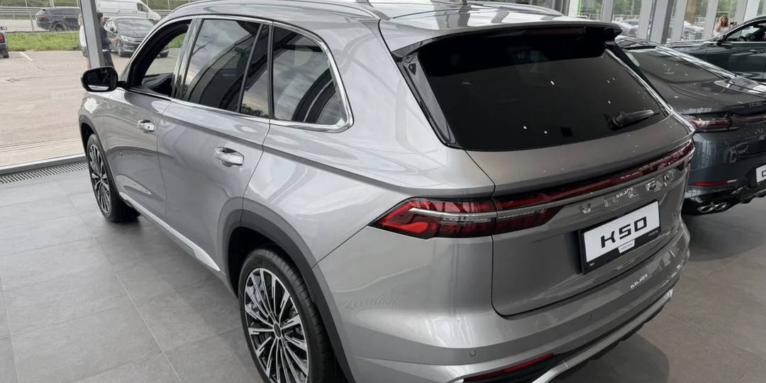 Чем 'наша' Volga K50 отличается от Geely Monjaro? Посмотрел оба автомобиля и нашел ответ