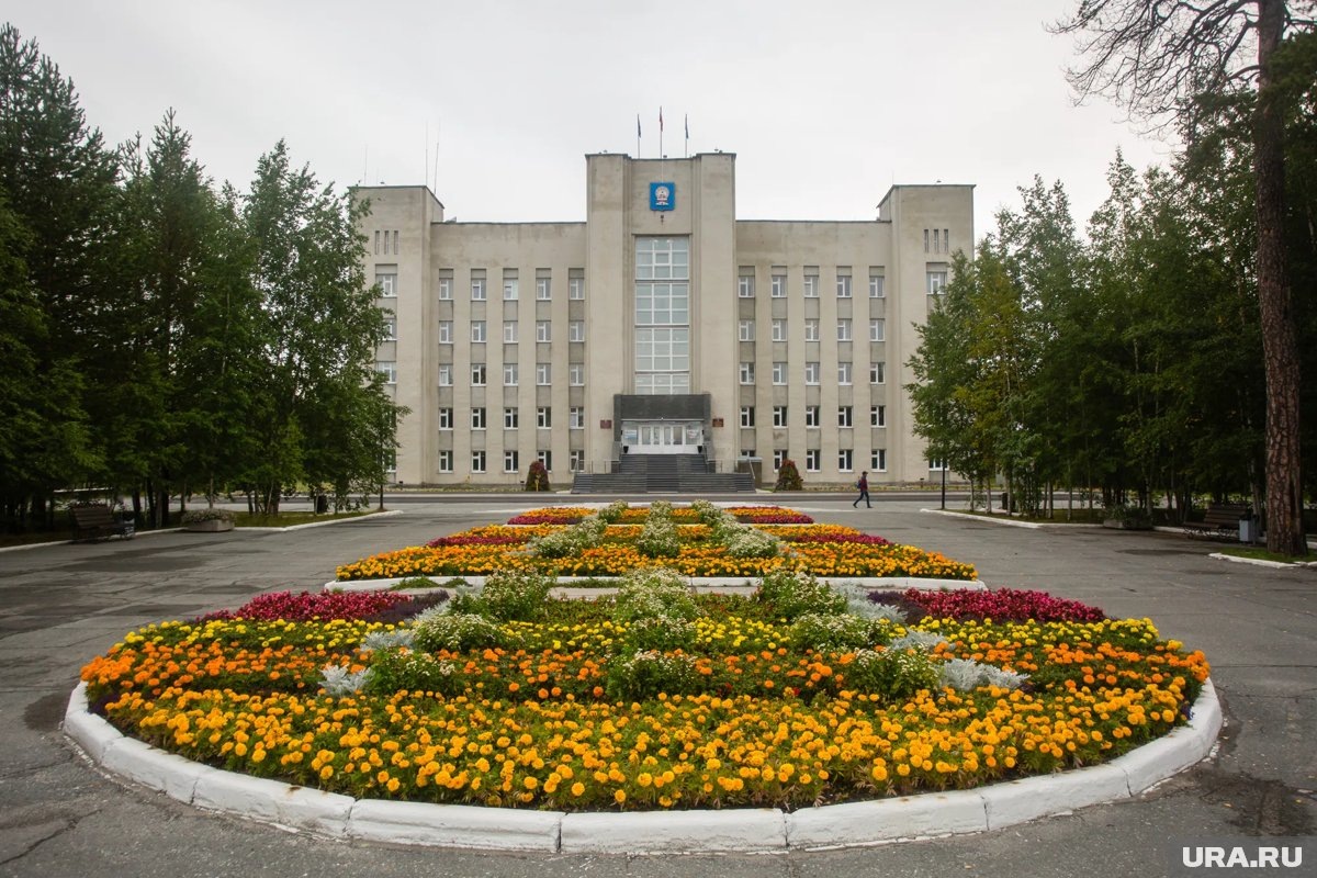     Скончался бывший мэр Ноябрьска Бусалов