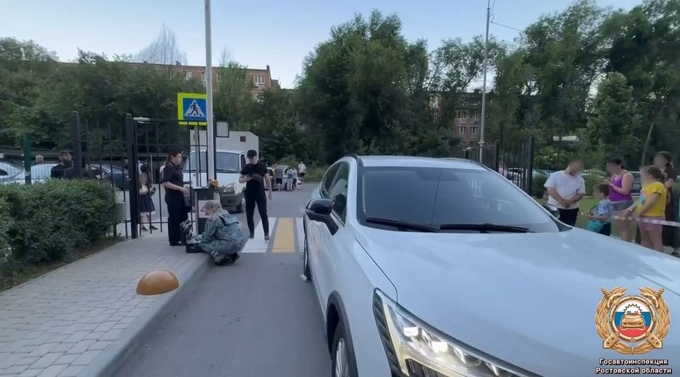    Специалисты изучили место трагедии. Фото: УГАИ по Ростовской области