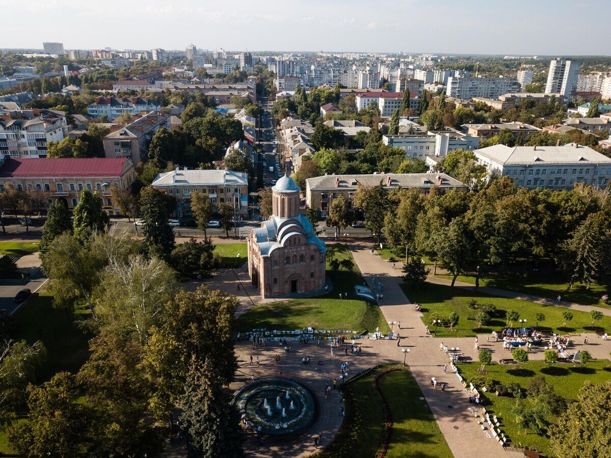    Вид на Чернигов | © iStock.com / bartoshd