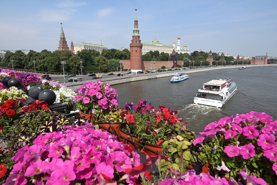    Облачная погода и до +25 градусов ожидаются в Москве 21 июня 2026 года Владимир ВЕЛЕНГУРИН