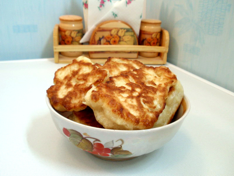 Оладьи с изюмом
