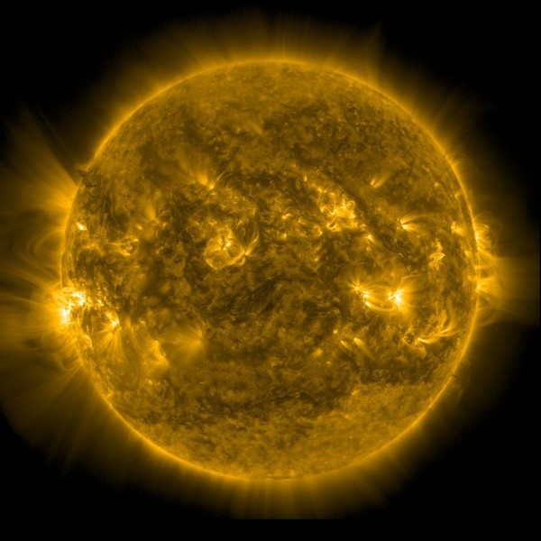 Корона Солнца - 21.06.2026 10:37 (https://xras.ru)