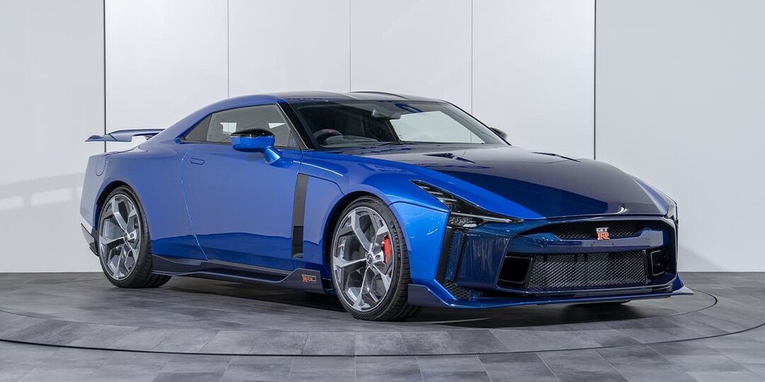 За редчайший Nissan GT-R просят почти миллион долларов: таких машин оказалось всего 19