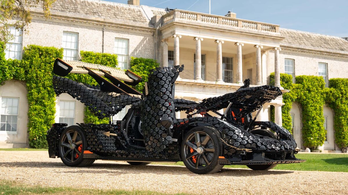 Koenigsegg из кубиков Лего