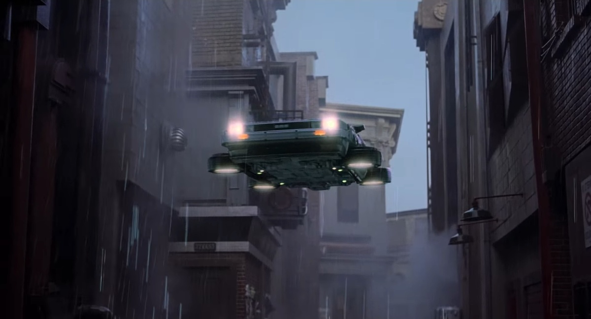 Прибытие главных героев в 2015 год на летающем DeLorean DMC-12