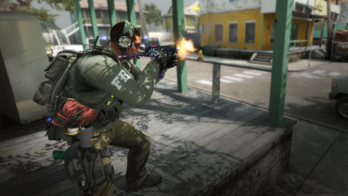    Игра Counter-Strike: Global Offensive вернулась в игровой магазин Steam. Фото: скриншот игры