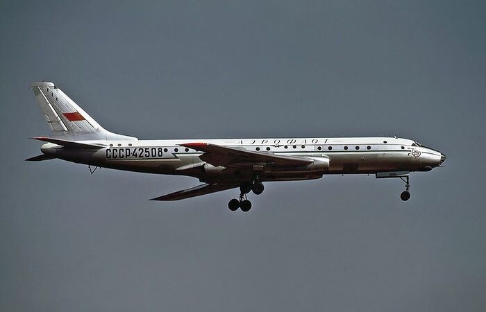 Чтобы посадить Ту-104 требовалось немало усилиий. \ Фото: aerospacetech.ru.