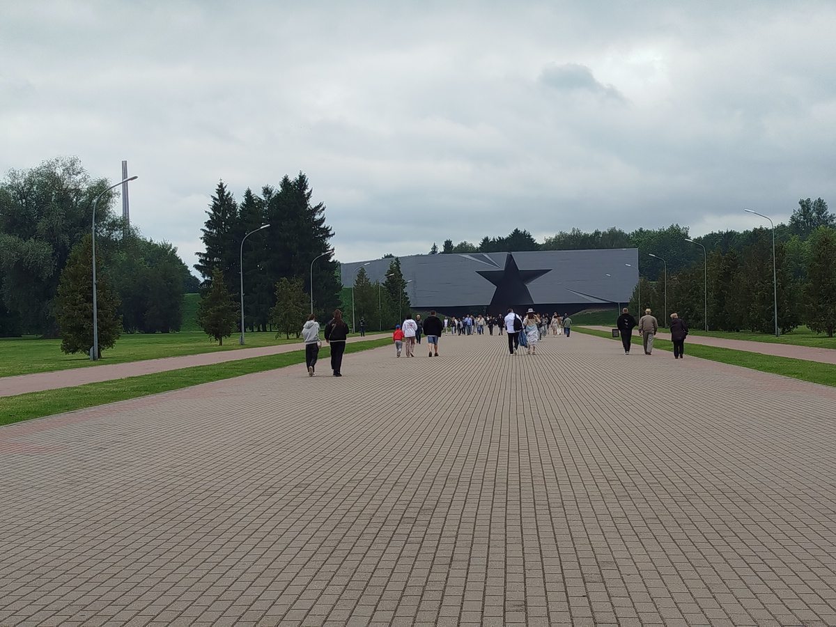 все фото в статье из личного архива автора/вход в Брестскую крепость "Звезда"