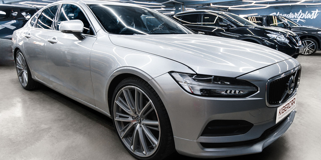 Volvo S90: капсульная шумоизоляция материалами Comfort mat