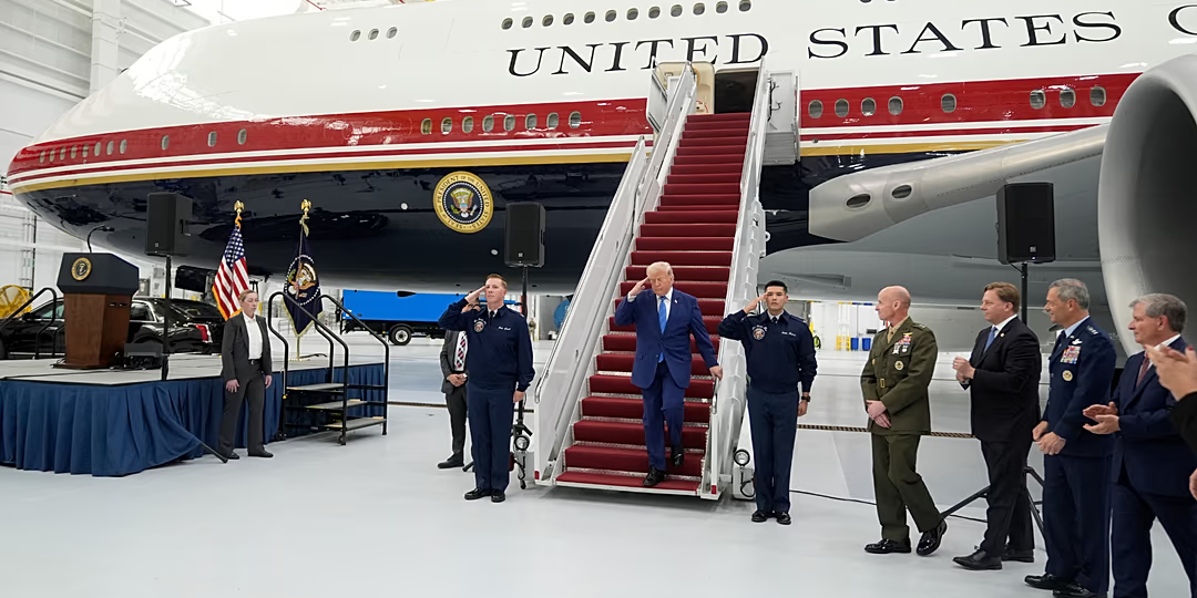 Летающий Белый дом: опубликованы фото нового роскошного Боинга для Трампа