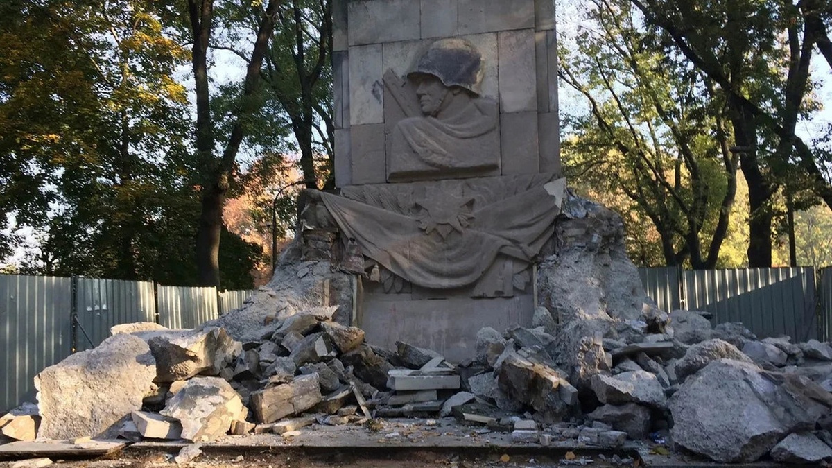    Европейское «спасибо» за освобождение.
