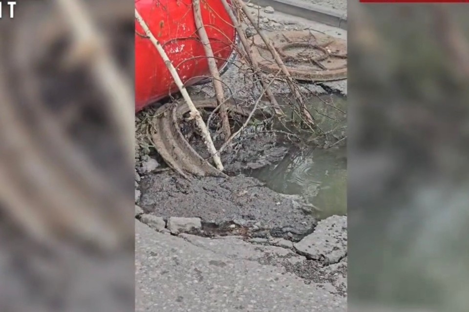    Рядом с местом излива находятся около 100 домов Фото: народный фронт Самарской области