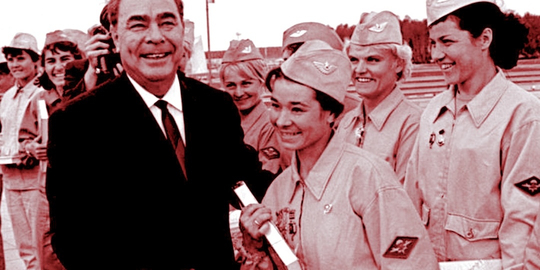 Кто в 1961 г. напал на самолёт Брежнева над Средиземным морем? Как вообще мог случиться этот инцидент