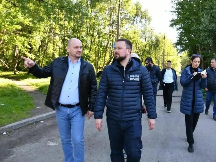     В Мурманске начали активно проверять состояние многоквартирных домов. Фото: пресс-служба администрации Мурманска.