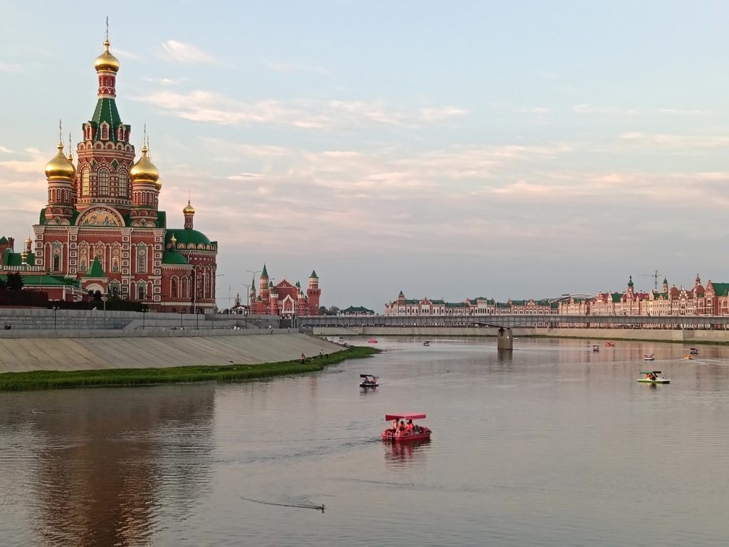    Анастасия Петрова