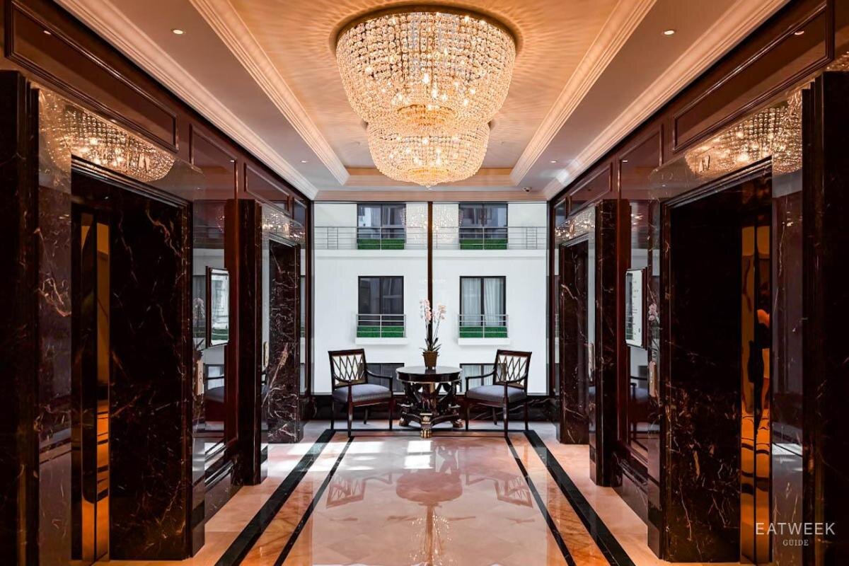    The Carlton, Moscow
