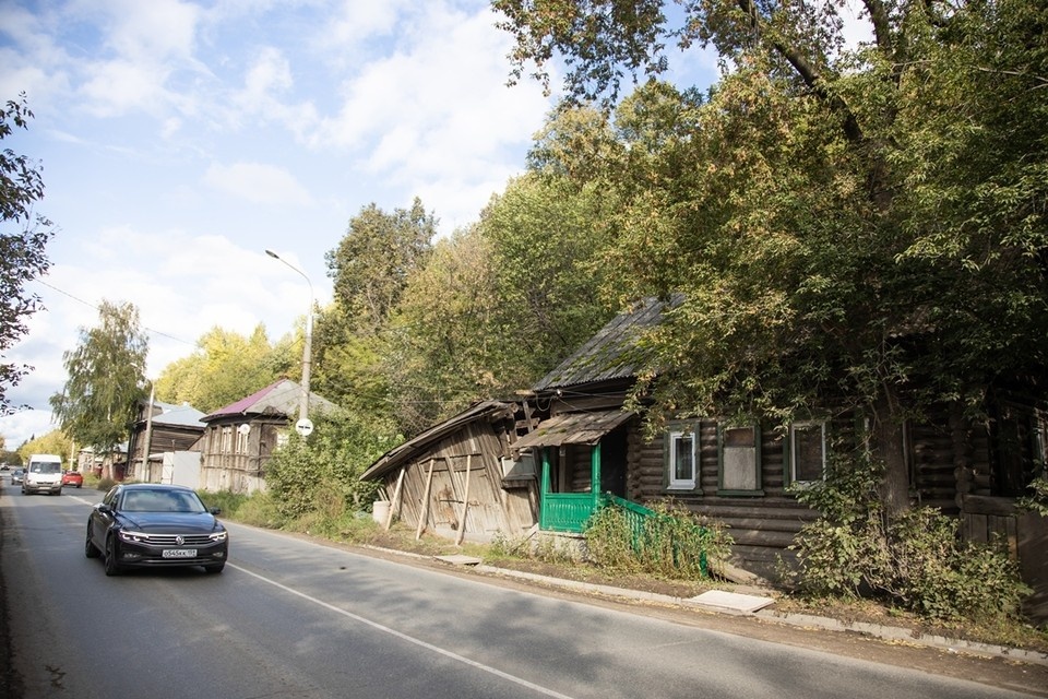    На улице Соликамской планируется снести более 160 ветхих зданий. Николай ОБЕРЕМЧЕНКО