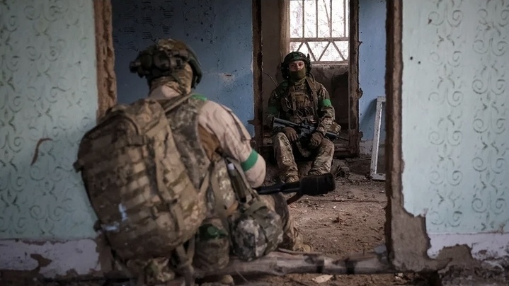 Источник: Reuters