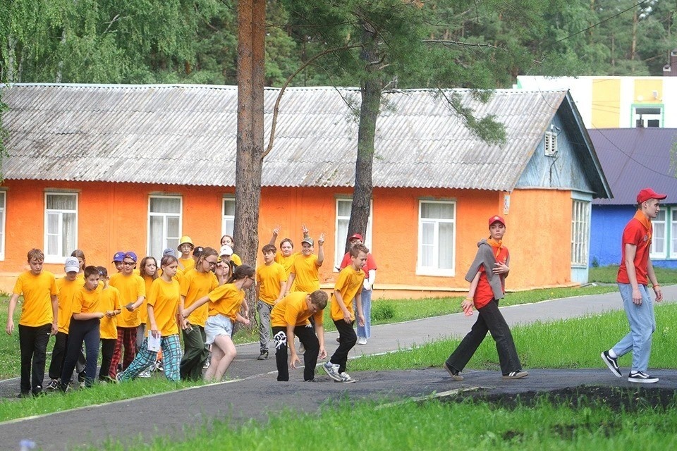    Детей из лагерей Крыма готовы принять на курортах Краснодарского края Алексей БУЛАТОВ