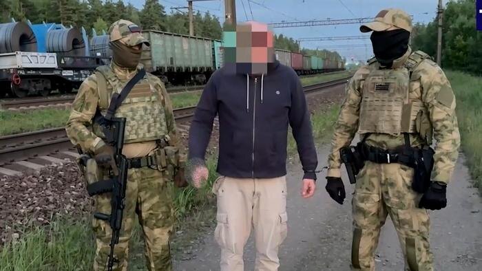 Обложка © ЦОС ФСБ России