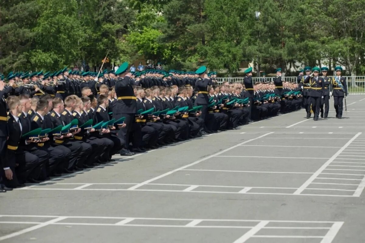   Более 200 молодых пограничников получили погоны в Хабаровске