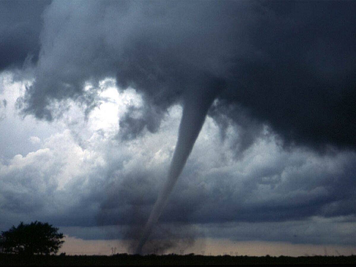    Смерч | CC0 / skeeze / tornado