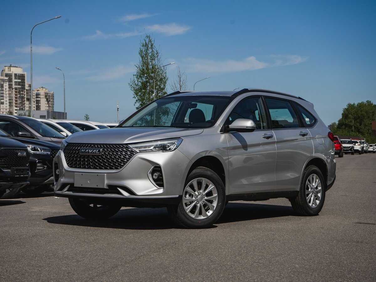 Haval M6:
