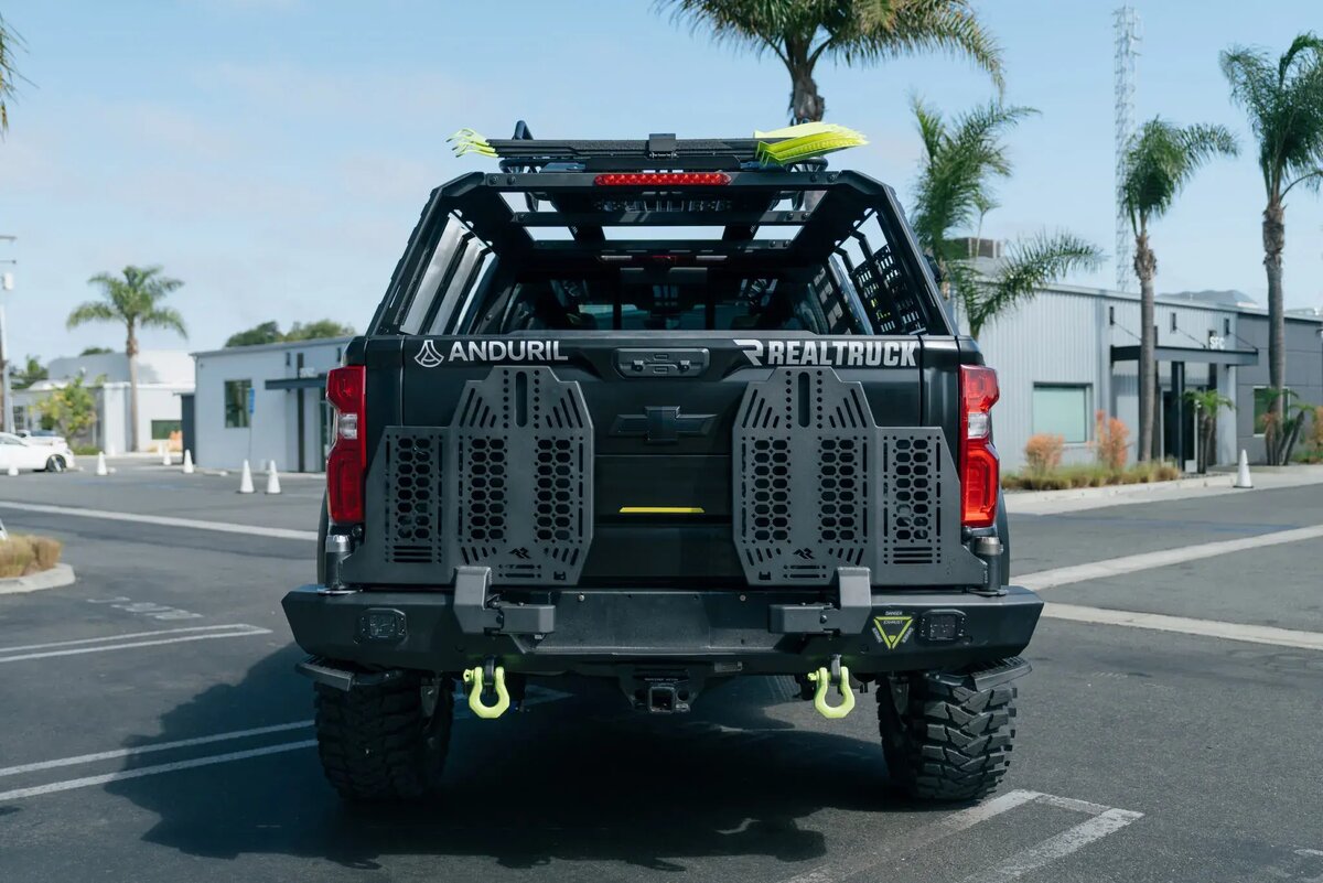    Chevrolet Silverado   
RealTruck