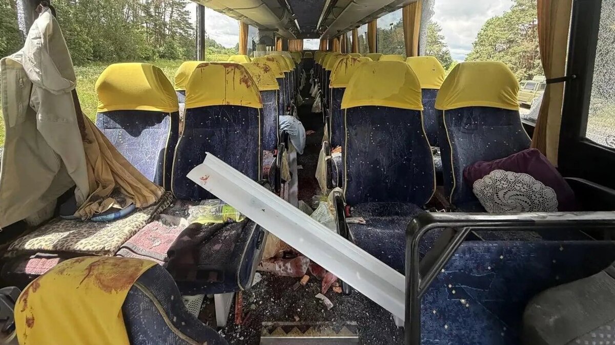 Дрон ВСУ ударил по автобусу с детьми из Беларуси в Брянской области © Photo : Страница Врио Губернатора Брянской области Егора Ковальчука в соцсетях