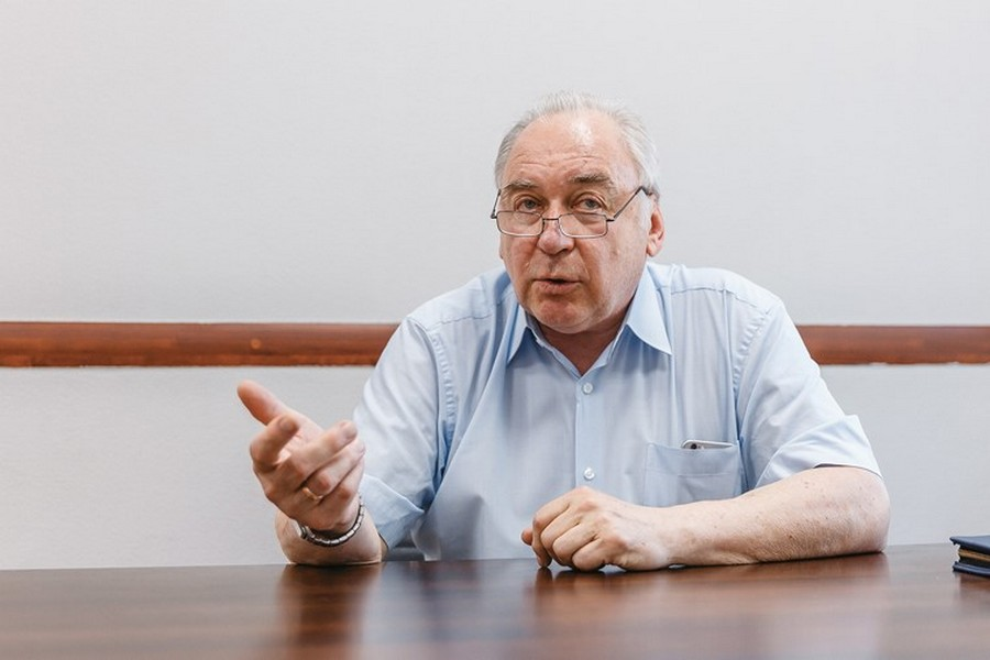 Декан ФБИУКС Александр Путилов