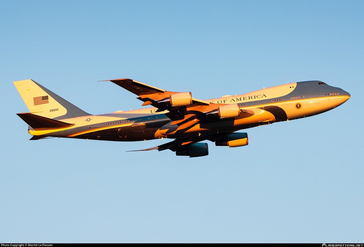 VC-25A