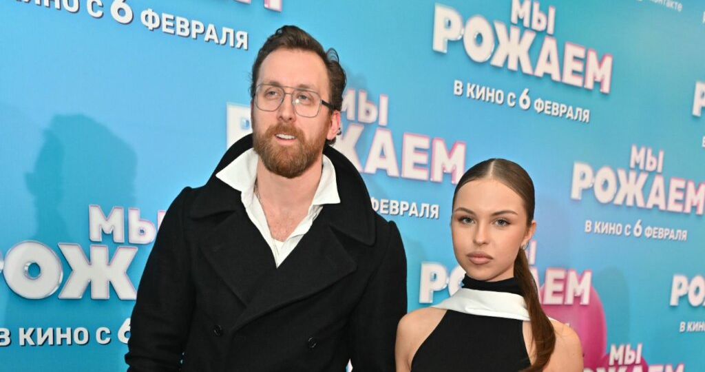 «Она не будет ни актрисой, ни певицей»: 40-летний Данила Якушев женится на 19-летней невесте и готовит для неё курятник