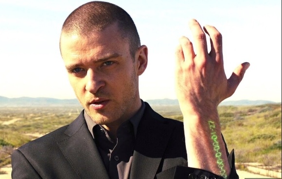 скрин из фильма In Time,
2011
