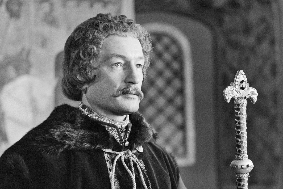    Артист Михаил Ножкин в роли князя Бориса Голицына в фильме "Юность Петра". / Фото: Валентин Мастюков/ТАСС