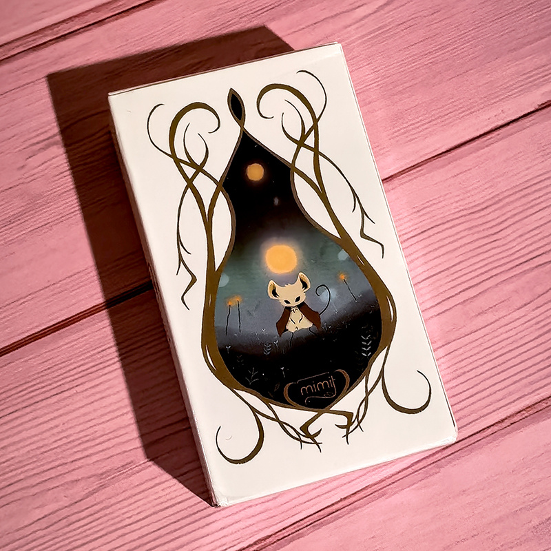 MIMIT | Mini Mice Tarot: дизайн коробки (фото моё)