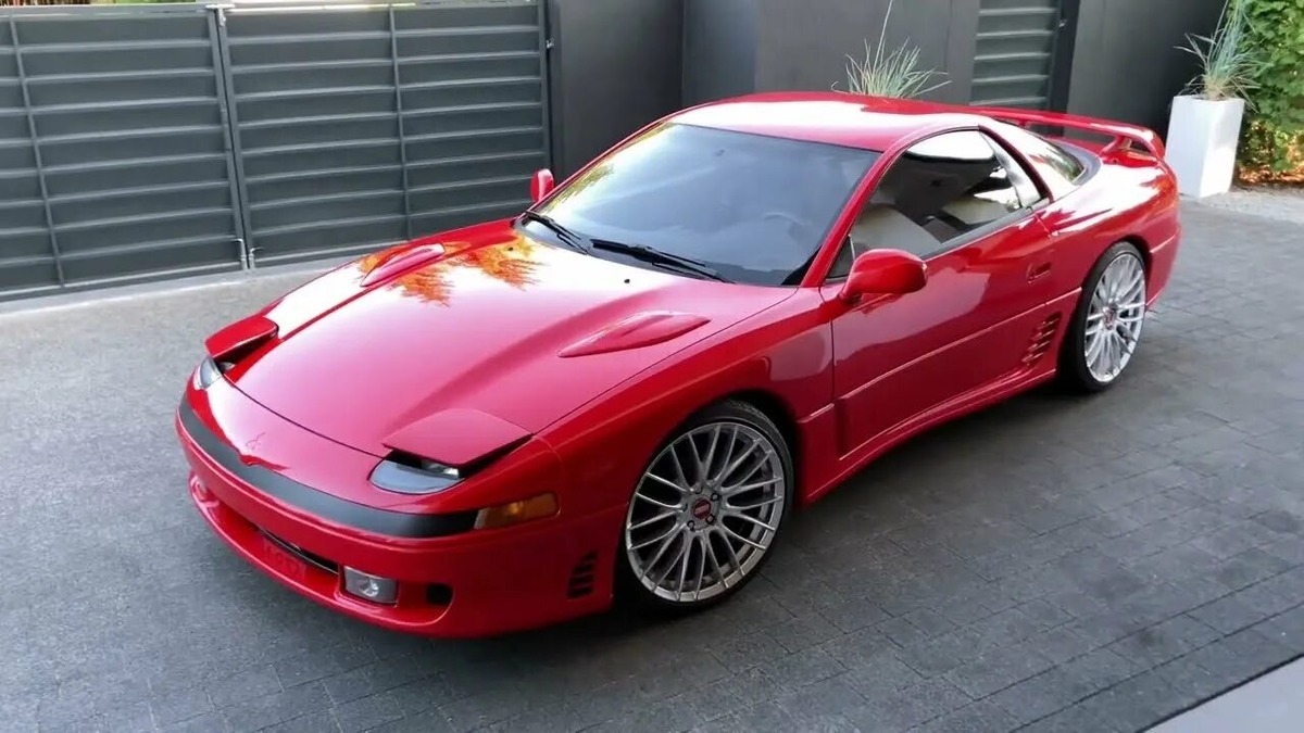 Mitsubishi 3000 GT VR-4 (1992) — один из «японских четырёх королей» 90-х фото из открытых источников