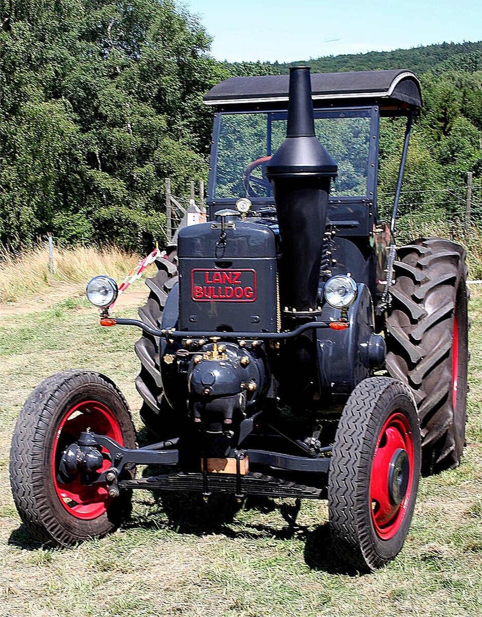    Lanz Bulldog 8506