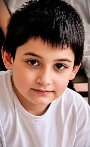 8-летний Хизир Дербичев