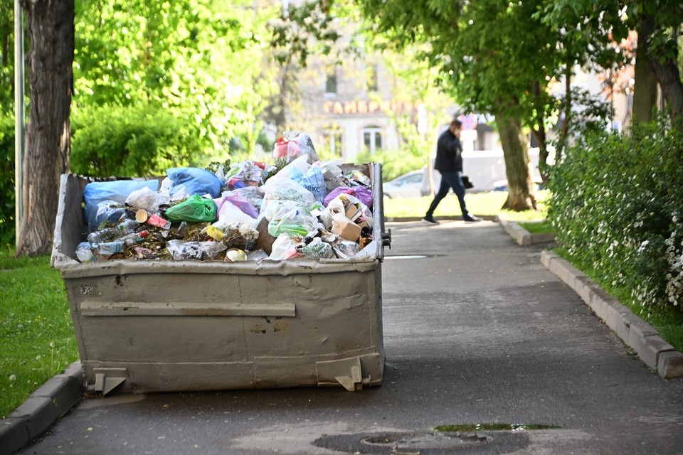    В городе убирают несанкционированные свалки Евгения ГУСЕВА