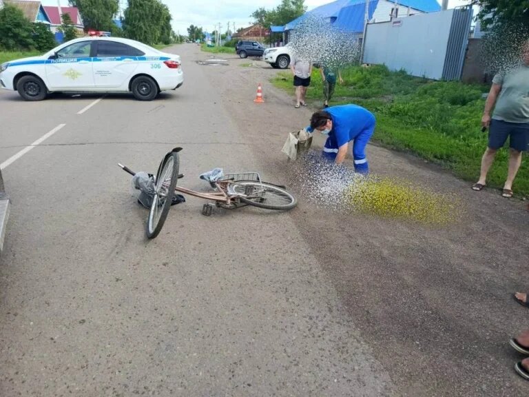    В Саракташе водитель без прав сбил женщину-велосипедиста Оренбуржье