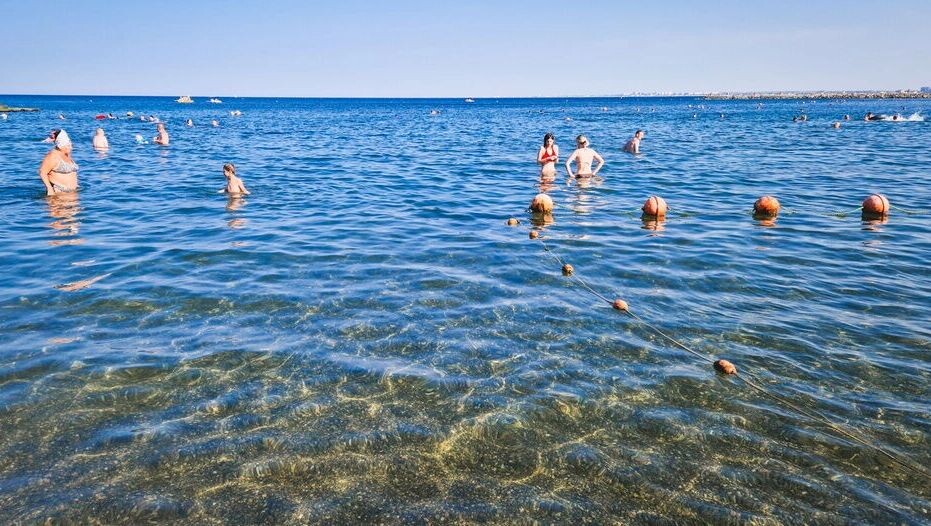    Ростовчане выбирают отдых на южном берегу Крыма   1MI