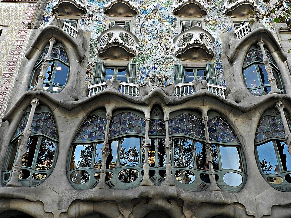 Casa Batlló, Барселона. Архитектор Антонио Гауди. Фото: QUIM70, CC BY-SA 3.0 / Wikimedia Commons