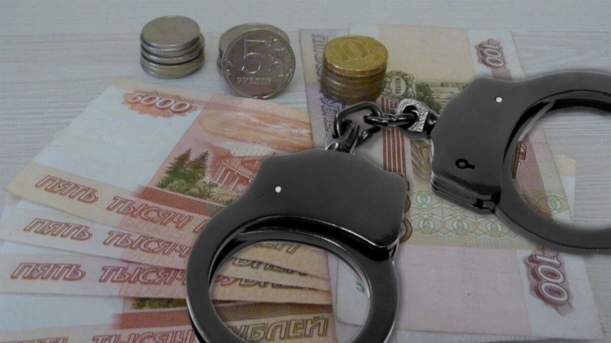    Директора департамента экономики Ростова Дениса Полюблина подозревают в хищении   1MI