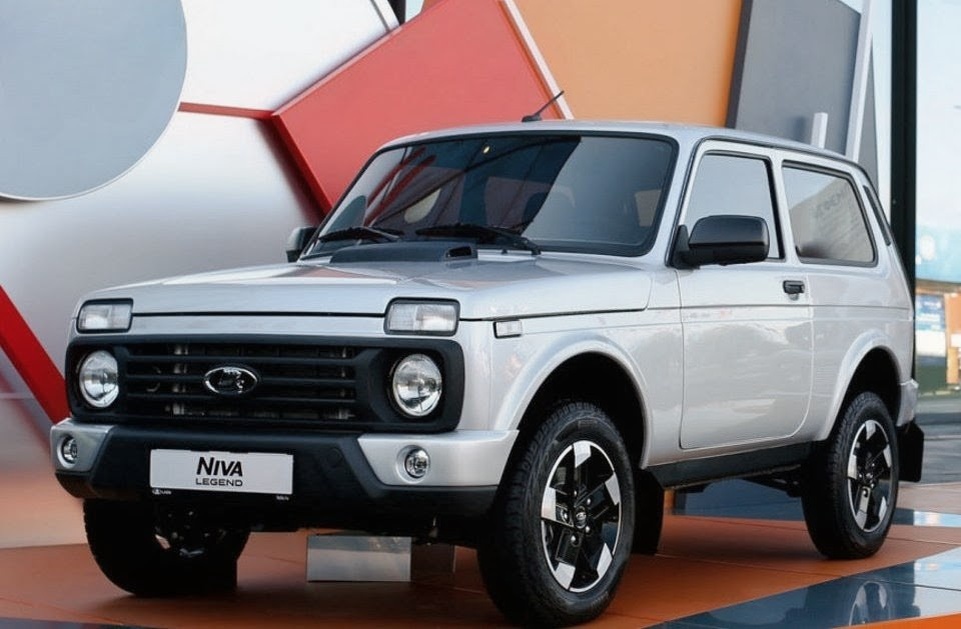 Lada Niva Legend 2026 на ПМЭФ в Санкт-Петербурге 