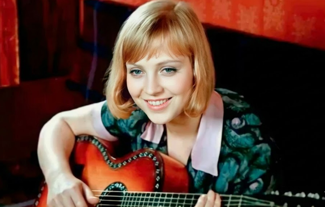 Светлана Крючкова в фильме "Большая перемена", 1972 год