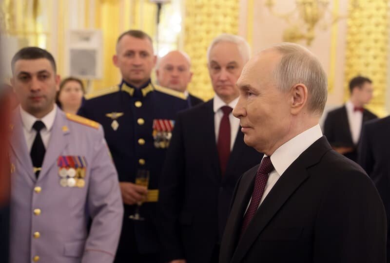    С выпускниками военных вузов