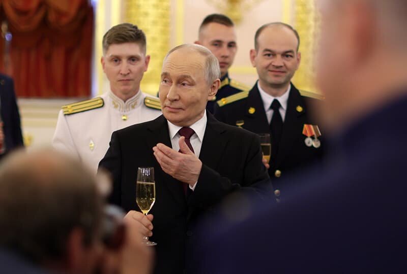    С выпускниками военных вузов