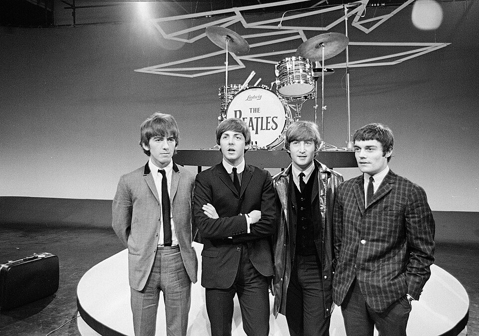 Фото: The Beatles in Treslong, Public Domain