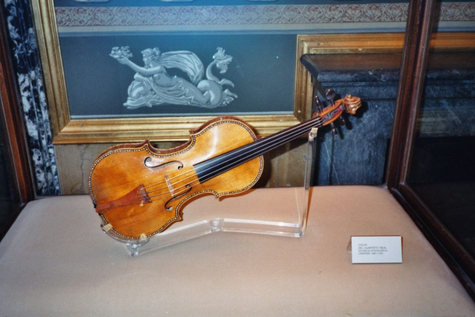 Скрипка «Леди Блант» (источник https://mosorchestra.ru)